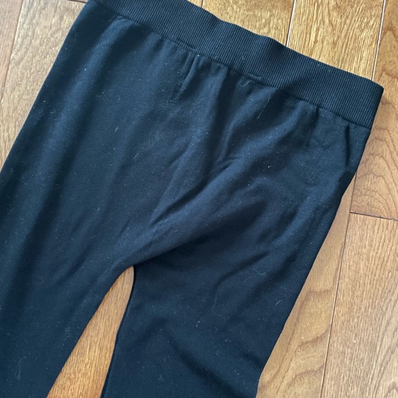 Black legging for girls with discreet flowers - Picture 5 of 9